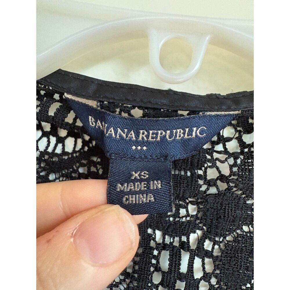 Banana Republic Black Satin Wrap Blouse Lace Back Vintage 2010 Holiday Top XS - Picture 7 of 9